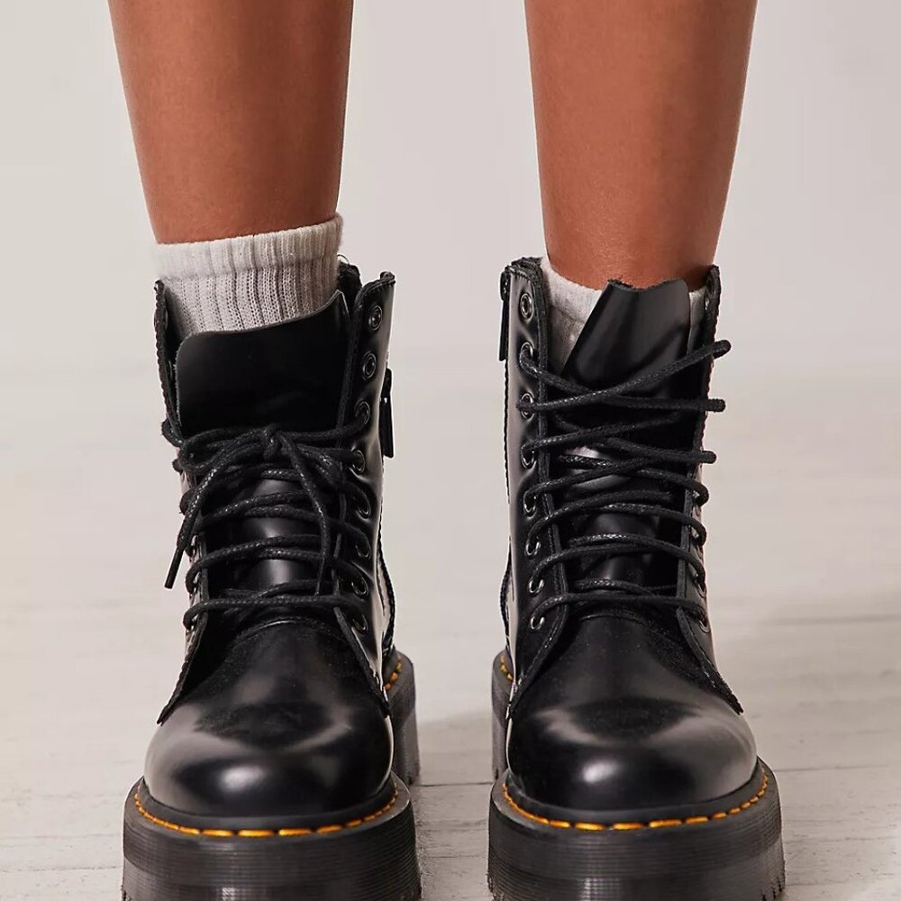 Dr. Martens Jadon Boot